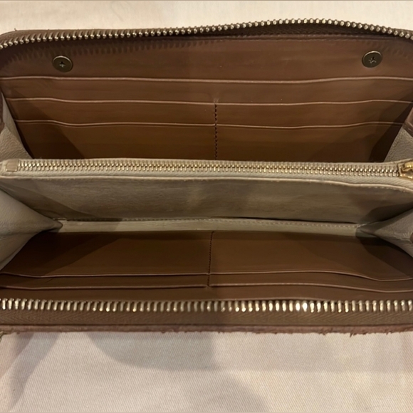Authenic Bottega Veneta Long Zip Wallet/ Crossbody with an unbranded chain,Brown - Picture 8 of 16